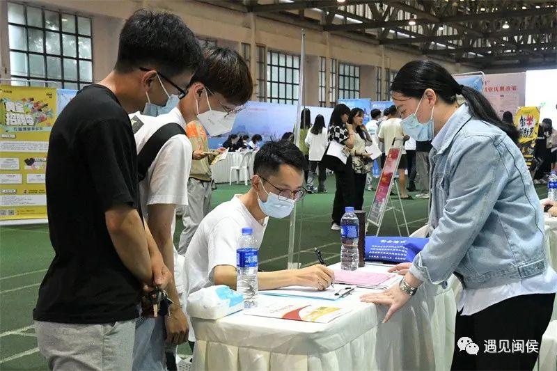 贛榆青口最新招聘動態(tài)及職業(yè)機會探討，贛榆青口最新招聘動態(tài)與職業(yè)機會解析