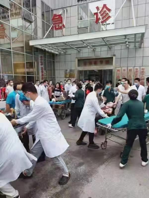 爆炸傷者最新情況，醫(yī)療救治與社會(huì)關(guān)懷的協(xié)同作戰(zhàn)，爆炸傷者的最新?tīng)顩r，醫(yī)療救治與社會(huì)關(guān)懷的協(xié)同應(yīng)對(duì)